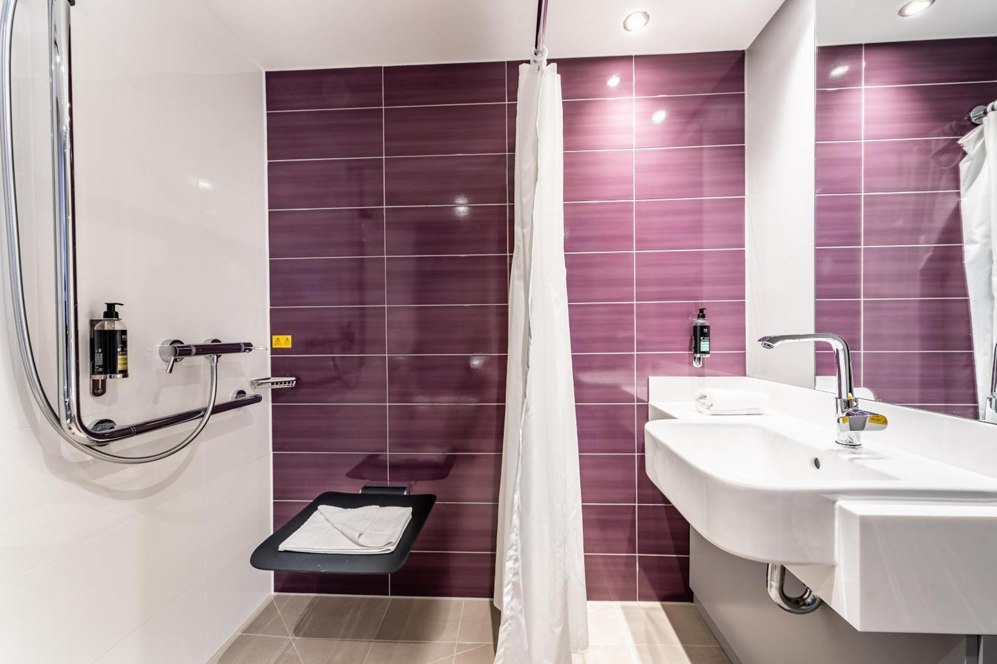 Premier Inn Essen City Limbecker Platz Ngoại thất bức ảnh