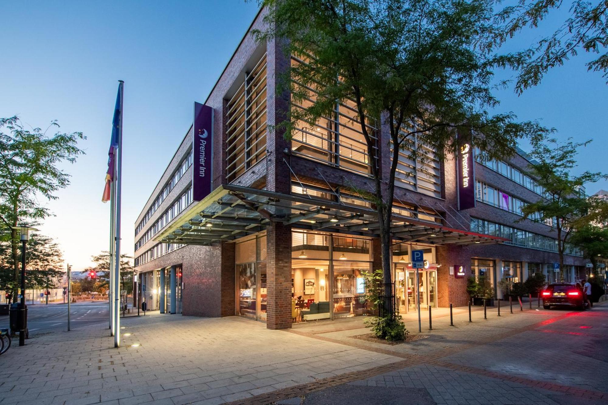 Premier Inn Essen City Limbecker Platz Ngoại thất bức ảnh